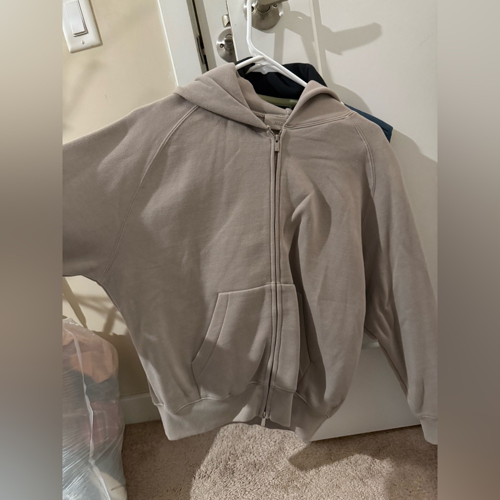 Essentials fear of god zip up